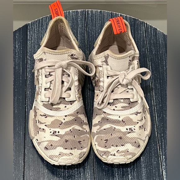 Adidas NMD R1 Camo Pack Sneakers - Picture 4 of 10